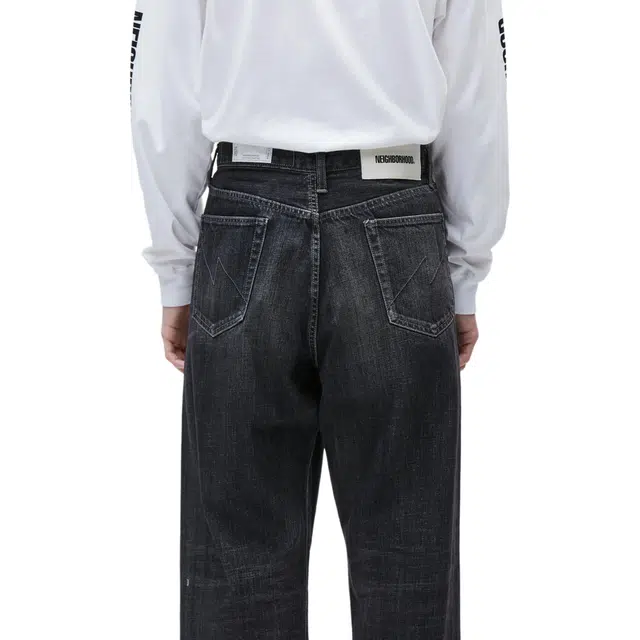 PERKS AND MINI SS25