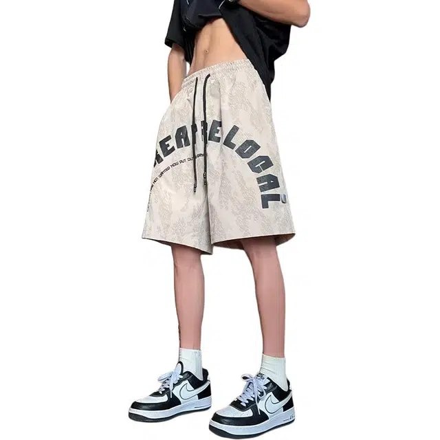 Fakeyoung