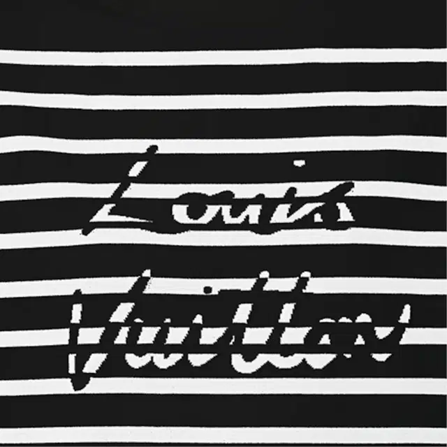 LOUIS VUITTON Logo T