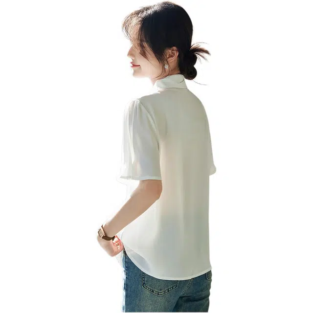 沐晓欣 纯色宽松翻领适中短袖衬衫 女款 杏色