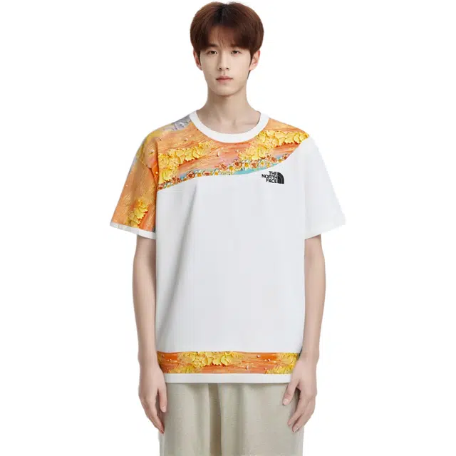 THE NORTH FACE Extraordinary T