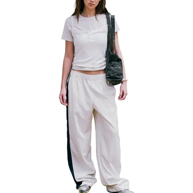 LOW CLASSIC Lc logo SS25T