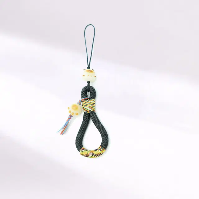 可爱招财猫手机链 手腕式挂链精致挂绳 配件挂饰 卡莱茵 织物#好运 亚克力 挂件 男女同款情侣款