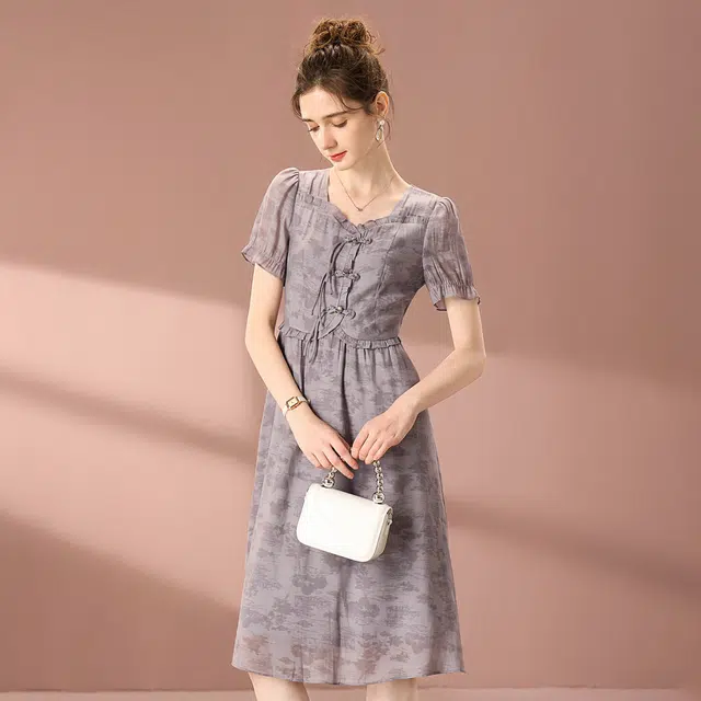 粉红玛琍 春,夏,秋 盘扣短袖连衣裙 收腰 女款 灰色