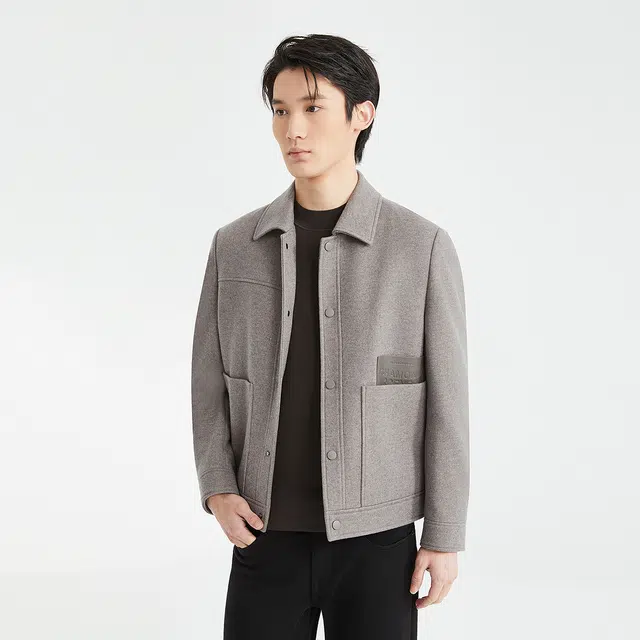利郎 热燃科技翻领短款纯色保暖绵羊毛冬季大衣 男款