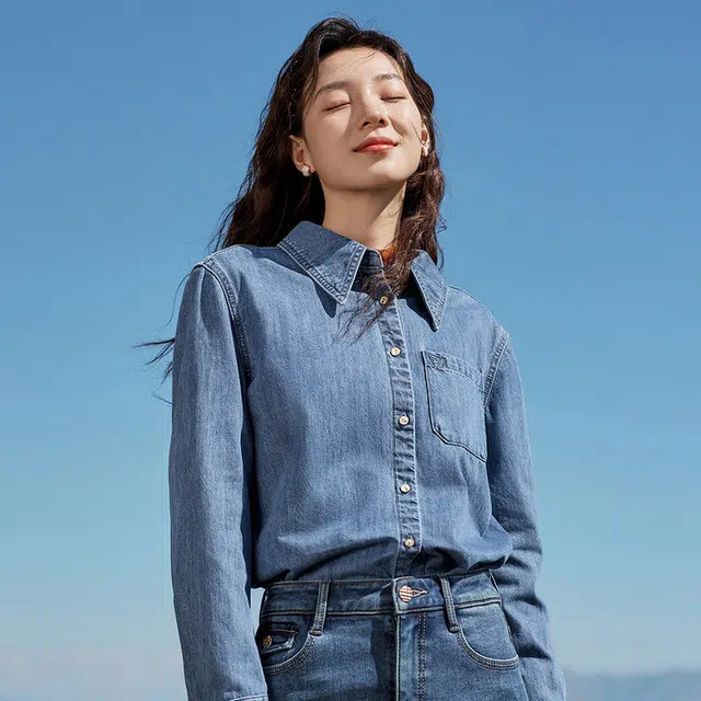 茵曼 纯色刺绣长袖衬衫 女款 牛仔蓝