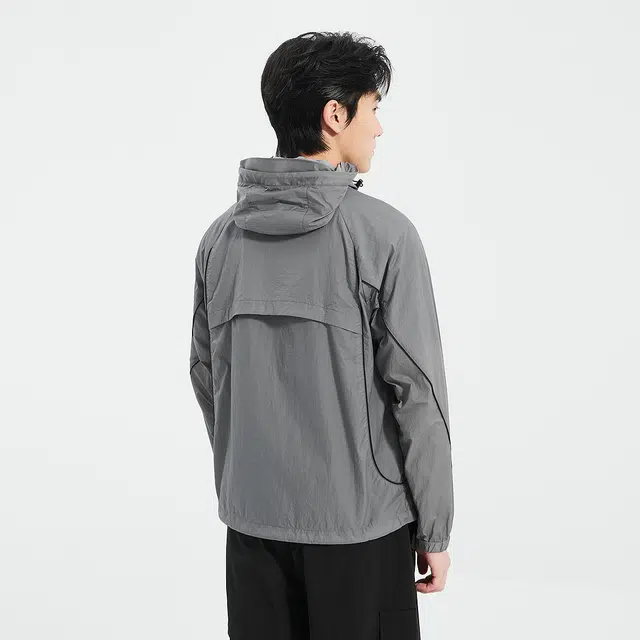 利郎 时尚都市连帽轻薄款防紫外线百搭防晒服 男款