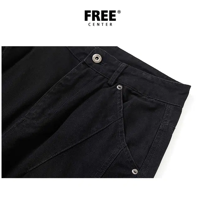 FREE CENTER