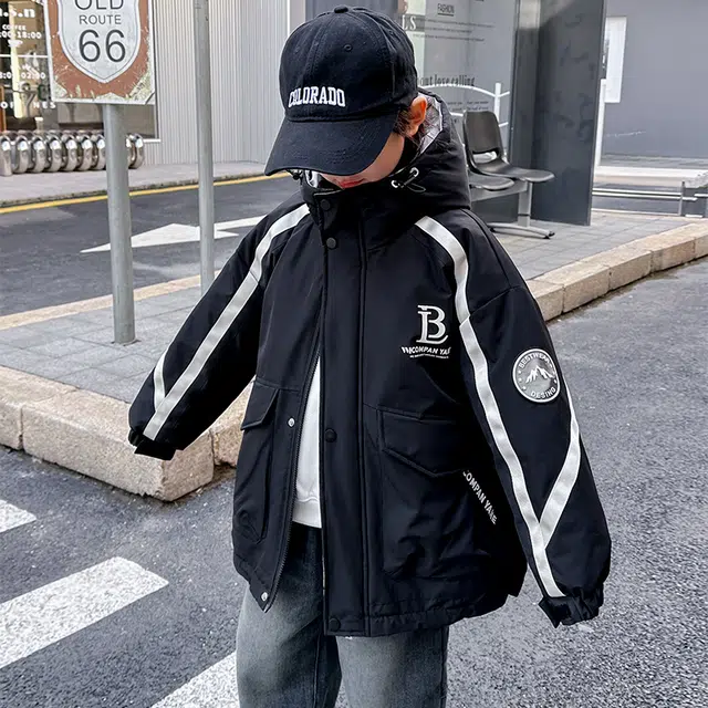 雅鹿羽绒服 宽松潮流连帽洋气长袖 黑色 青少年