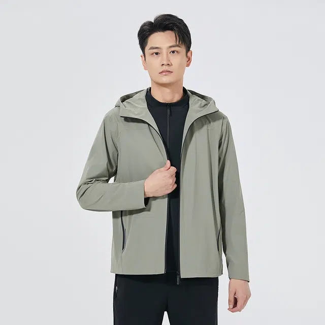 利郎 功能商旅纯色连帽防水商务通勤质感简约秋季风衣 男款