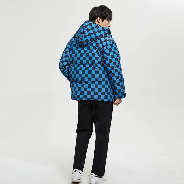 美特斯邦威 棋盘格印花满印连帽保暖羽绒服 男款