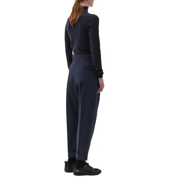 MARGARETHOWELL