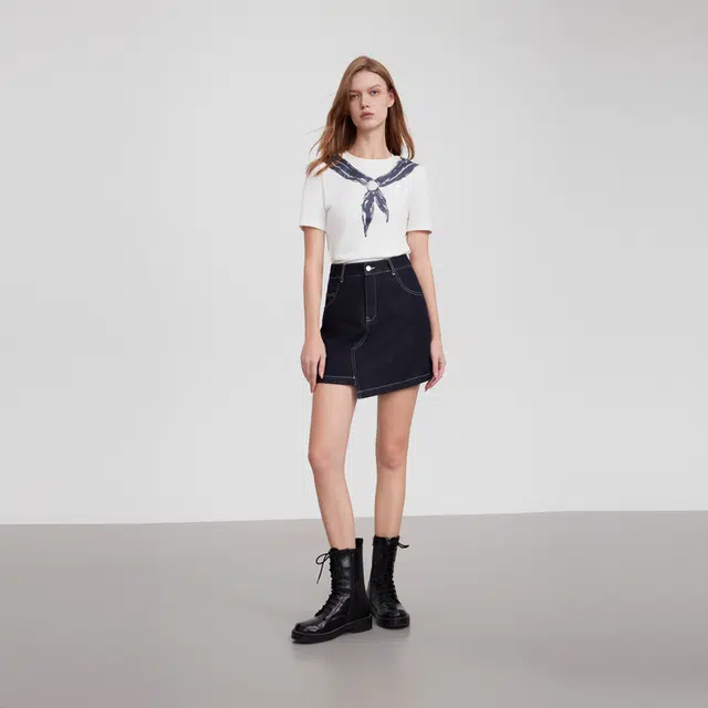 ELLE T