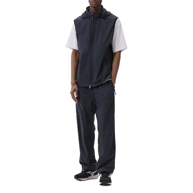 MARGARETHOWELL MIZUNO RAIN GILET Capsule