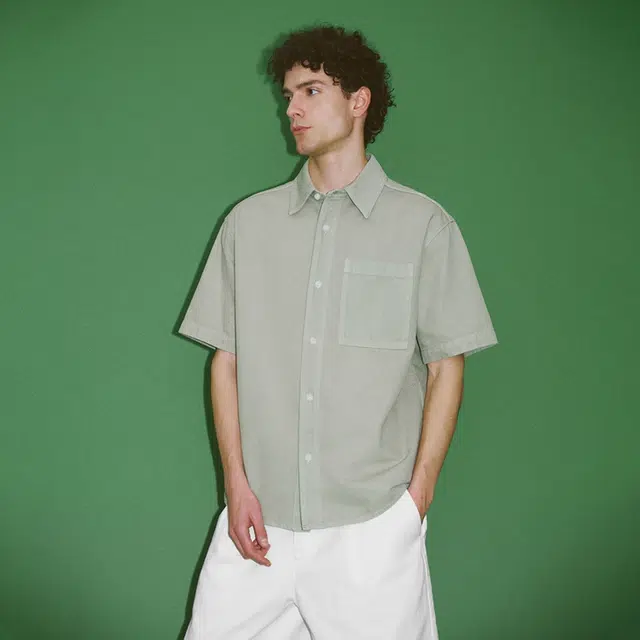 UR