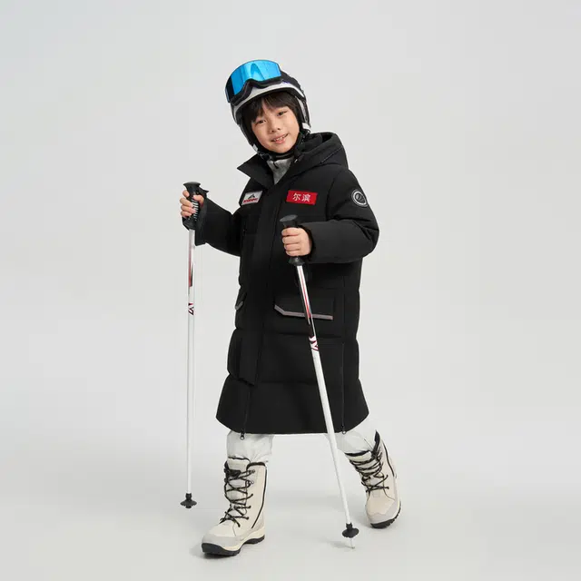 波司登 舒适厚款长款保暖防风长袖羽绒服 中小童