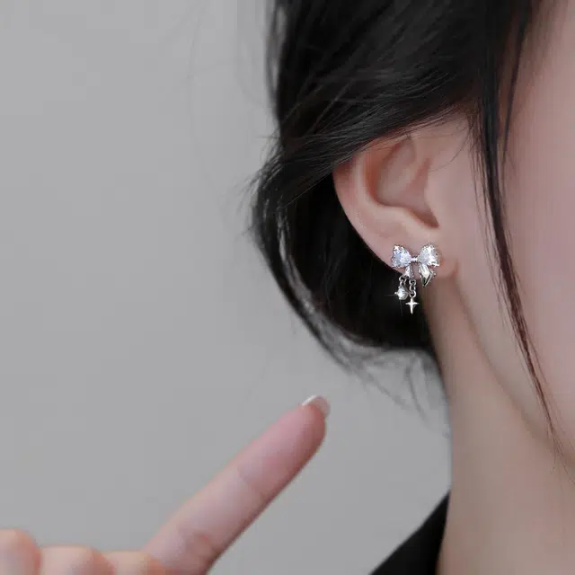 925 ins
