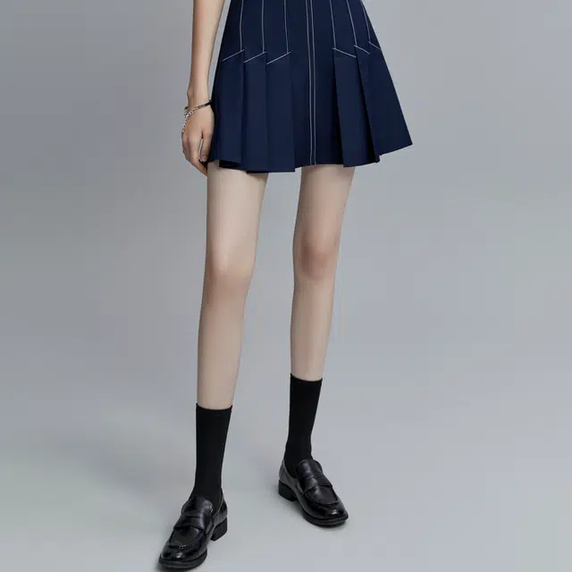 ELLE A