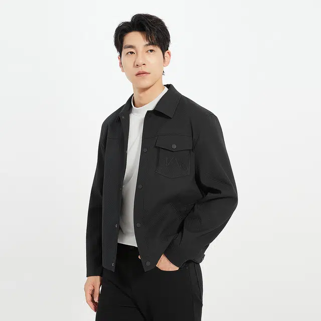 利郎 短款都市休闲肌理提花翻领时尚潮流口袋装饰秋季夹克外套 男款