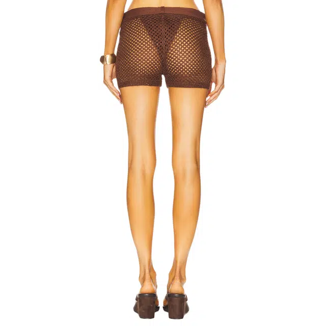 SUPERDOWN Tullia Short