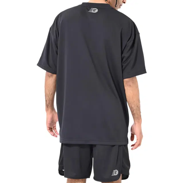 New Balance Graphic T