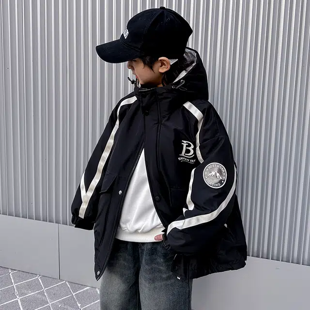 雅鹿羽绒服 宽松潮流连帽洋气长袖 黑色 青少年