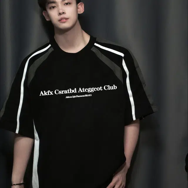 HIPHOPPUNKS T