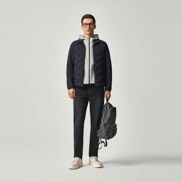 迪柯尼 通勤系列商场同款 无绗缝保暖纯色显瘦抗寒蓄热科技立领羽绒服 男款