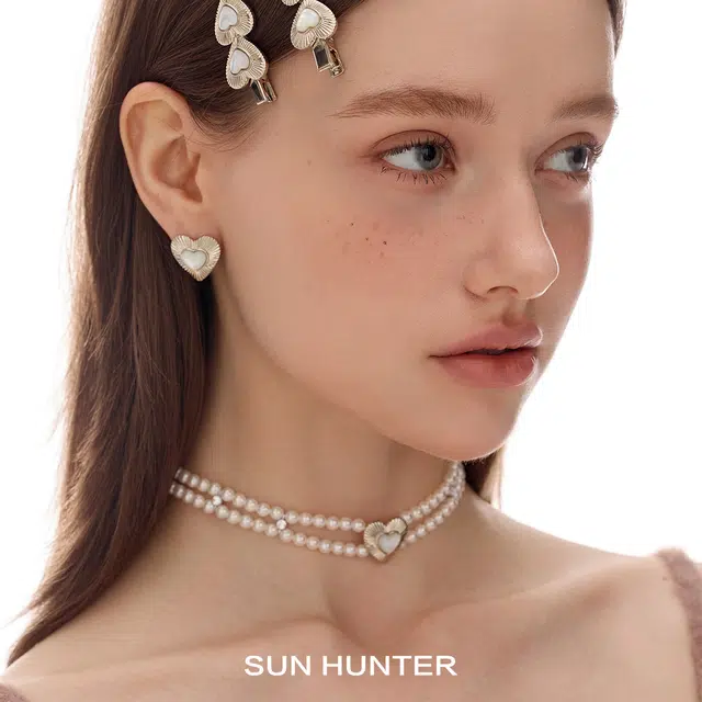 SUN HUNTER