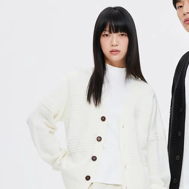 FW23 V