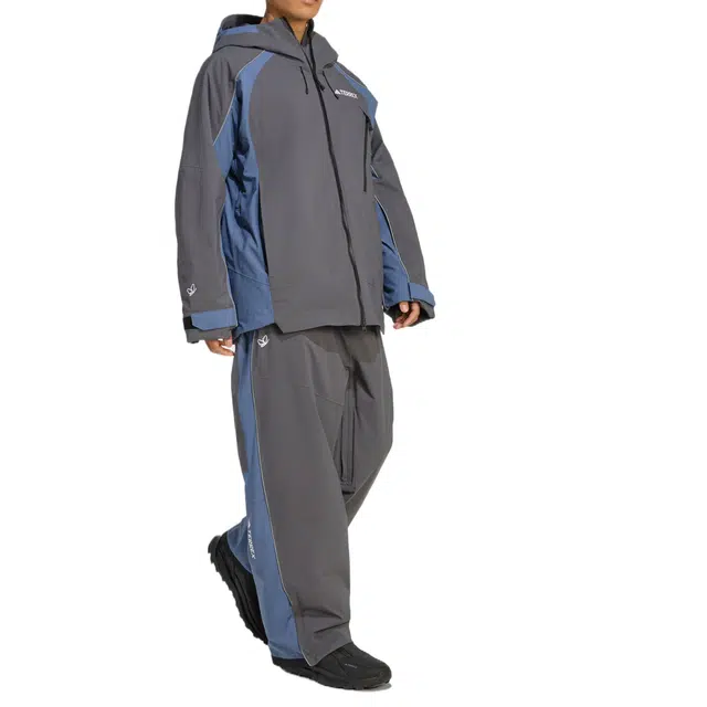 adidas 2L