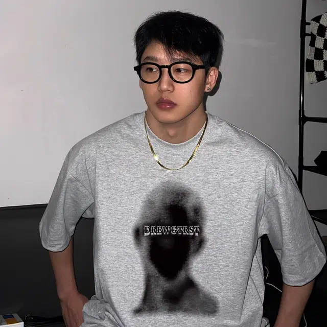 HIPHOPPUNKS T