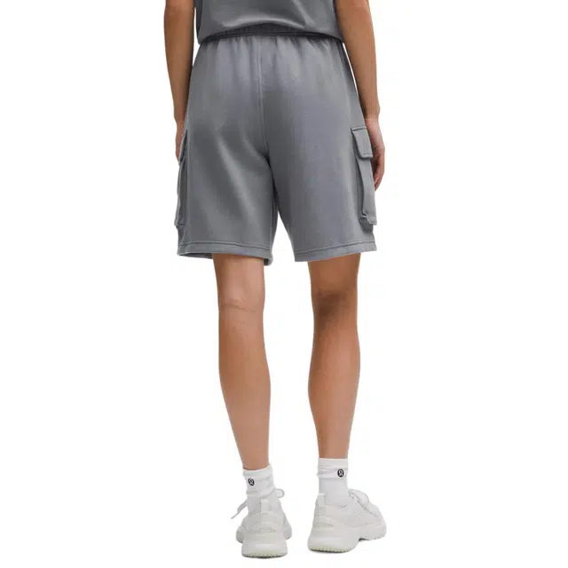 lululemon Scuba Mid-Rise Oversized Cargo Short 9"