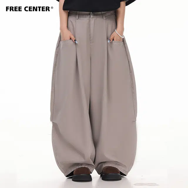 FREE CENTER