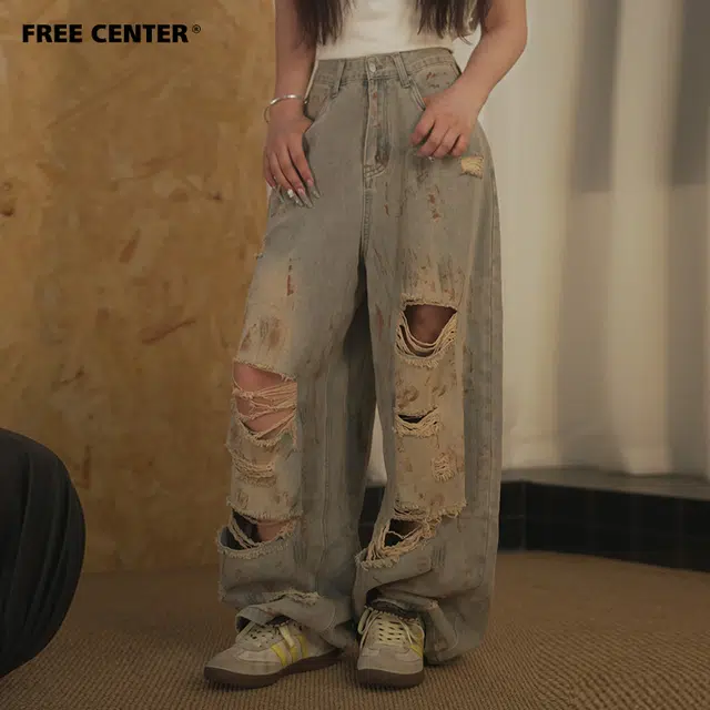 FREE CENTER