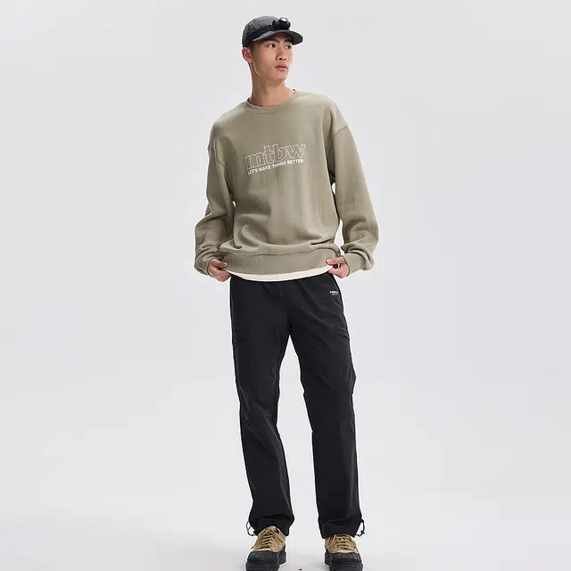 美特斯邦威 圆领美式摇粒绒落肩卫衣 男女同款