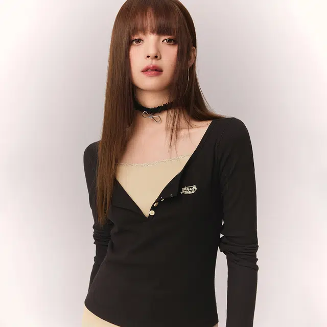 CHUU T
