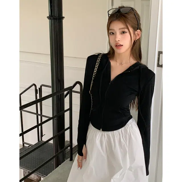 小菊川栗 简约时尚修身百搭休闲通勤运动卫衣 女款