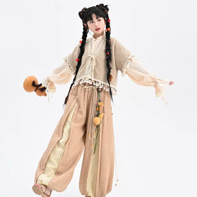 森女部落 基础款花边立领宽松长袖衬衫 女款 杏色