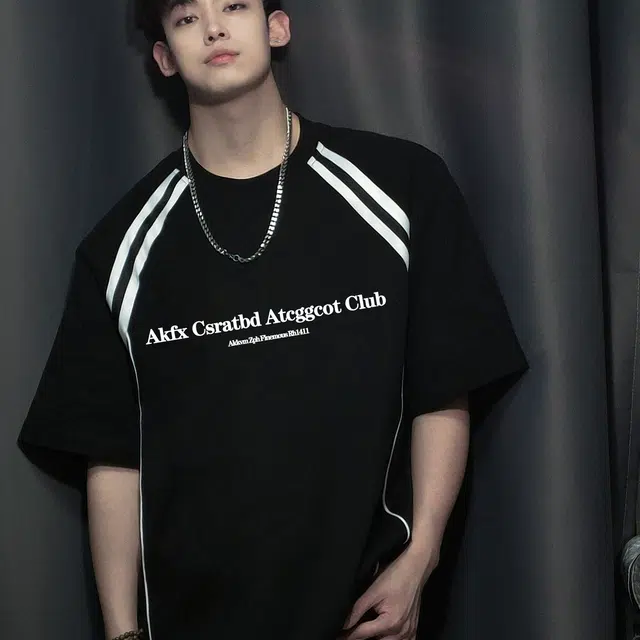 HIPHOPPUNKS T