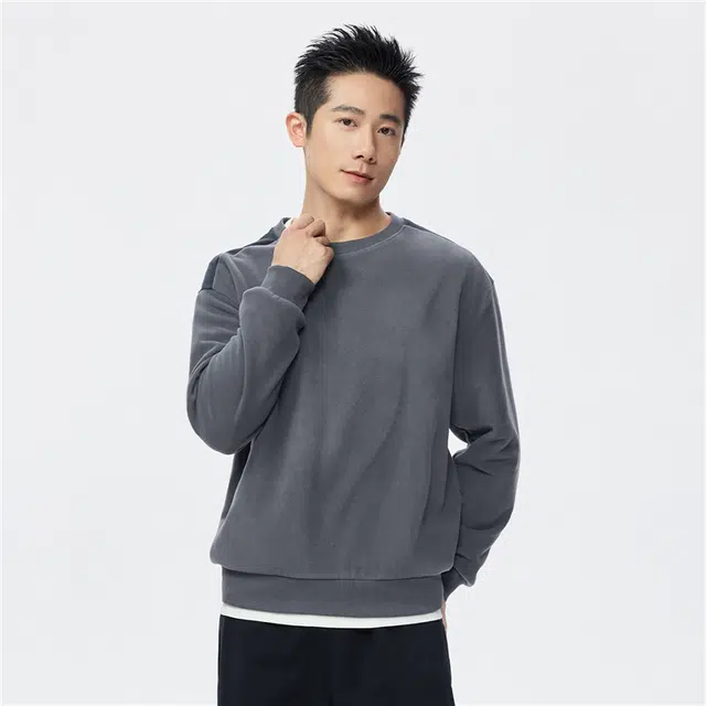 佐丹奴 摇粒绒撞色肩部圆领针织套头卫衣 男款