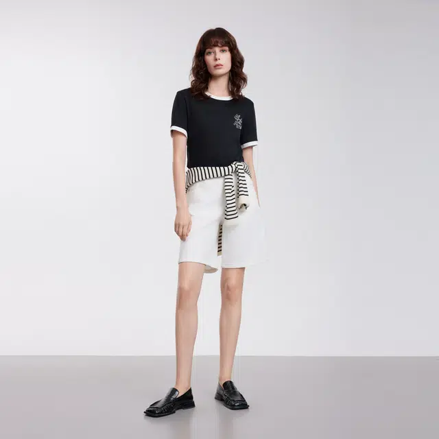 ELLE T