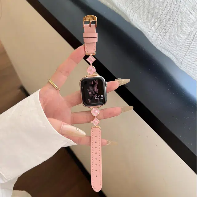 卫欣 苹果适用 手表表带 牛皮材质 时尚四叶草表带男女通用