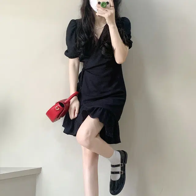 V