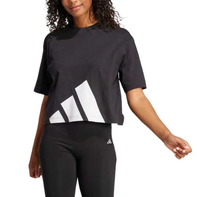 adidas ESSENTIALS T