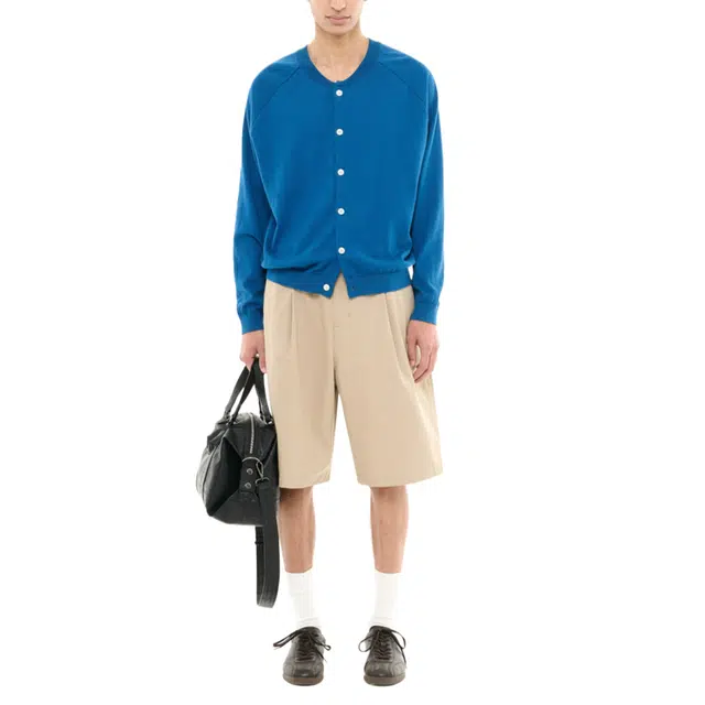 BESLOW ONE TUCK WIDE FIT SHORTS BEIGE