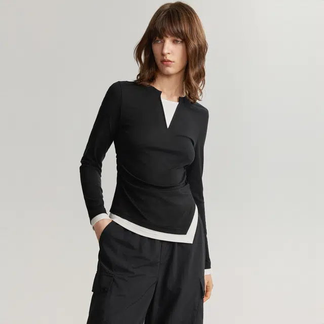 ELLE T