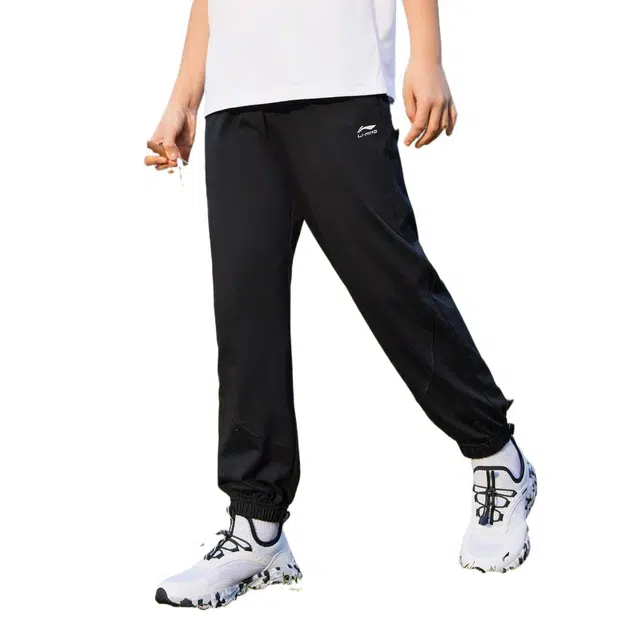 儿童款 李宁儿童针织运动裤 运动生活系列 时尚简约洋气松紧腰 黑色