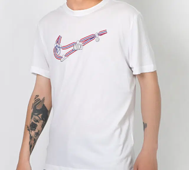Nike DRI-FIT SWOOSH T