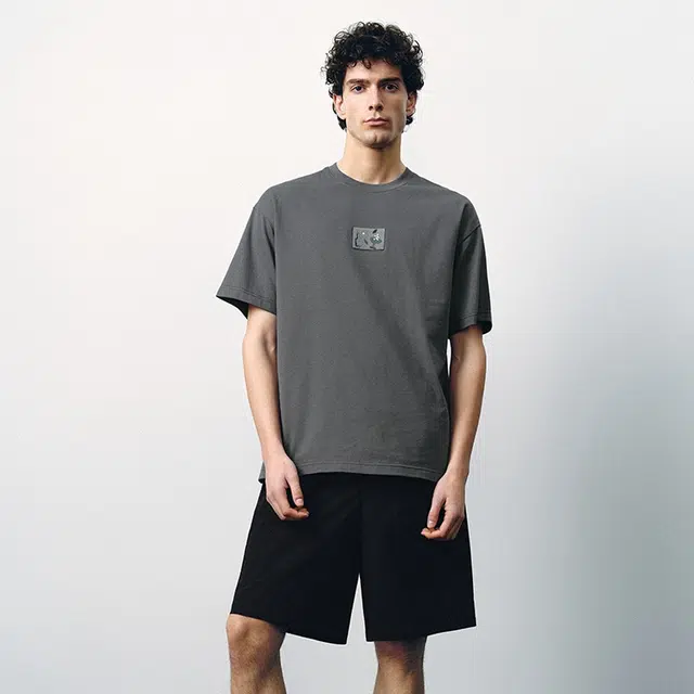 UR T